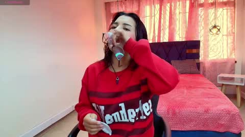 ABRIL MATTHEWS online show from March 2, 12:01 pm