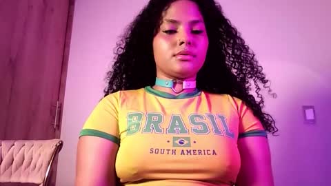 Snapshot of abril_ricci chatting on November 3, 9:48 pm Abril online show from November 3, 9:48 pm