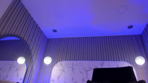 Snapshot of abrilbloom_ chatting on May 17, 1:58 am abril online show from May 17, 1:58 am