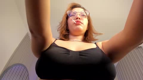 abril online show from July 1, 11:59 pm