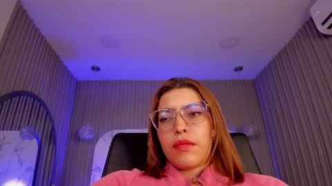 abril online show from July 7, 7:23 am