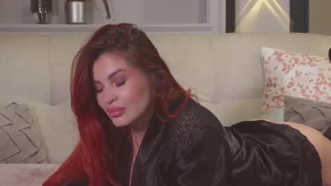 Abril Colls online show from April 10, 5:12 am