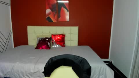 Snapshot of abrillee1 chatting on December 26, 8:00 pm ABRIL online show from December 26, 8:00 pm