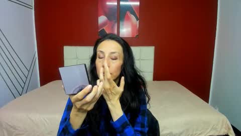 Snapshot of abrillee1 chatting on February 18, 7:52 pm ABRIL online show from February 18, 7:52 pm