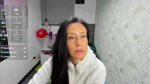 Snapshot of abrillee1 chatting on March 9, 1:35 am ABRIL online show from March 9, 1:35 am