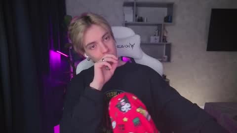 Nick online show from December 21, 9:38 am