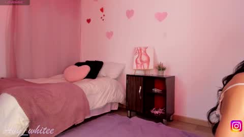   Aby   online show from September 23, 1:47 pm