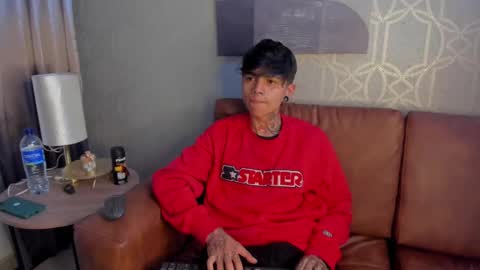 Snapshot of acidmilo chatting on December 11, 3:15 pm Acid Milo online show from December 11, 3:15 pm