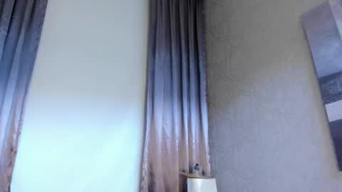 Snapshot of acidmilo chatting on December 14, 4:09 pm Acid Milo online show from December 14, 4:09 pm