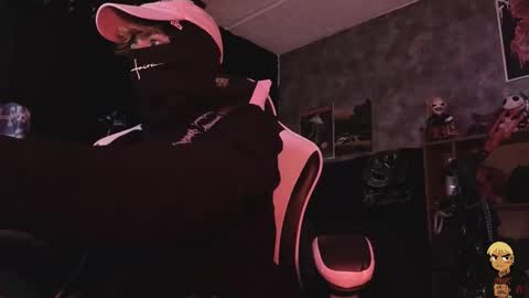 Snapshot of acidmilo chatting on January 6, 10:34 pm Acid Milo online show from January 6, 10:34 pm