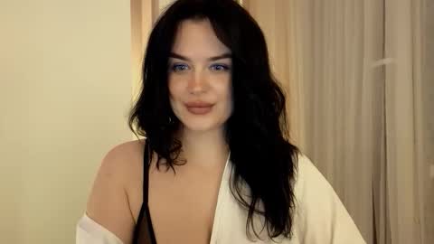 Snapshot of actavia_rose chatting on September 13, 5:57 pm my inst   love inside 17 online show from September 13, 5:57 pm