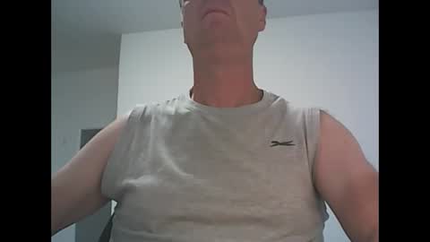 Snapshot of active147 chatting on September 28, 10:26 pm active147 online show from September 28, 10:26 pm