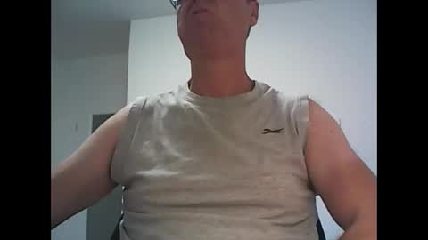 Snapshot of active147 chatting on October 19, 9:37 pm active147 online show from October 19, 9:37 pm