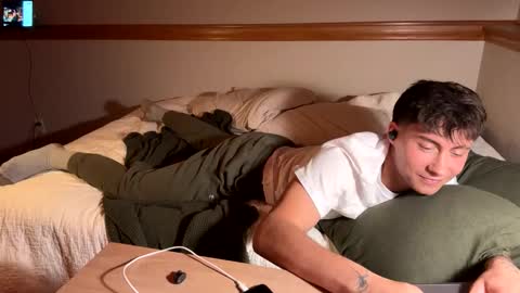 Acton Finlay online show from December 4, 10:07 pm