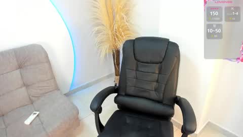    online show from September 17, 1:24 pm