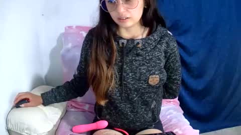 Ada naugthy28 online show from March 31, 12:34 am