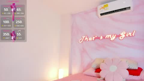 Snapshot of adalyn_cute chatting on May 28, 11:40 am Adalyn Cute online show from May 28, 11:40 am