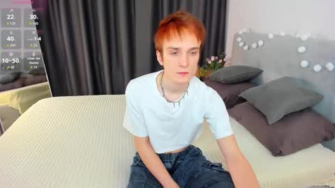 Adam online show from February 1, 9:02 pm