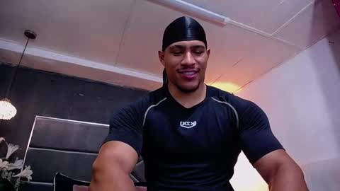 adam_fit19cm online show from February 2, 1:54 pm