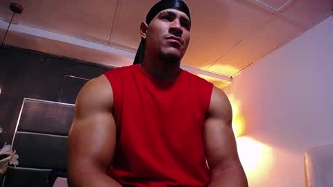 adam_fit19cm online show from March 10, 2:22 pm
