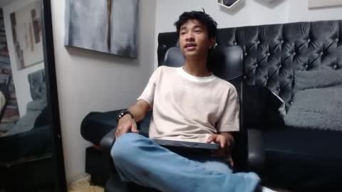 Snapshot of adam_ford1 chatting on January 13, 6:35 pm adam_ford1 online show from January 13, 6:35 pm