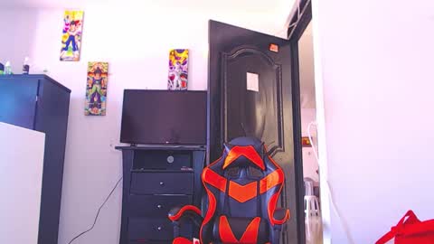 adam hot11 online show from March 14, 9:09 pm