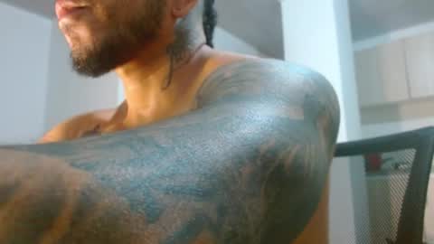 adam shilder7 online show from March 20, 2:49 am