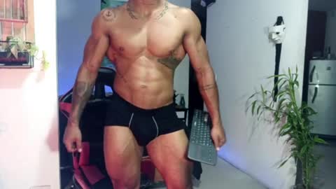 Snapshot of adam_valencia chatting on June 5, 5:03 am Adam Valencia online show from June 5, 5:03 am