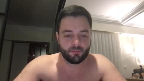 Snapshot of adamagreen99 chatting on May 3, 3:12 am Alberto online show from May 3, 3:12 am