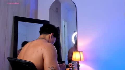 adambrocs1 online show from February 22, 2:59 pm