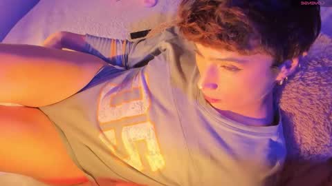 Snapshot of adamdayt chatting on January 18, 10:02 pm Adam Dayt online show from January 18, 10:02 pm