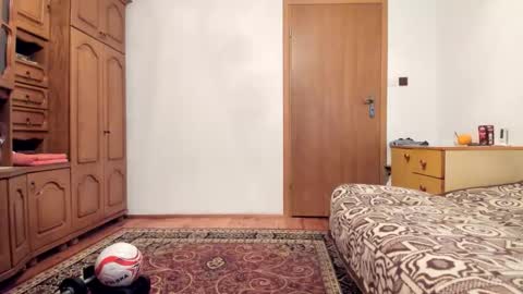 Snapshot of adamlonely chatting on November 8, 7:12 pm Adam online show from November 8, 7:12 pm