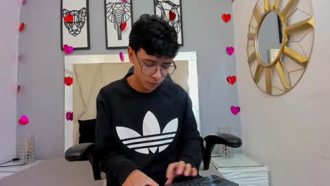 Adams Bobby online show from February 27, 11:21 am