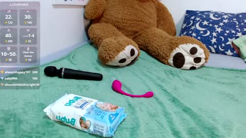 Snapshot of adams_niki chatting on February 8, 6:54 am ADAMS Y NIKI online show from February 8, 6:54 am