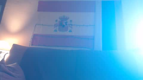 Snapshot of adan51 chatting on May 13, 8:23 am Adan online show from May 13, 8:23 am