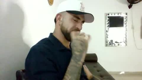 adan_carter online show from January 18, 1:09 am