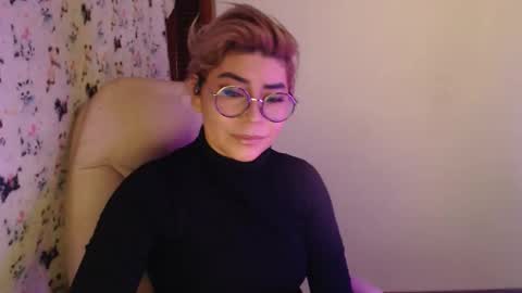 adan_romanoff online show from May 10, 8:19 am