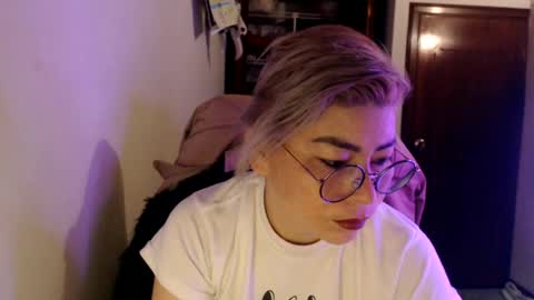 adan_romanoff online show from June 24, 8:02 am