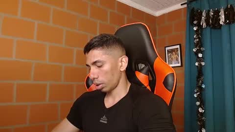 Adan Sin online show from January 6, 8:50 pm