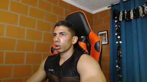 Adan Sin online show from February 5, 4:14 pm