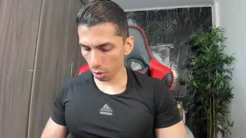 Adan Sin online show from March 6, 4:25 pm