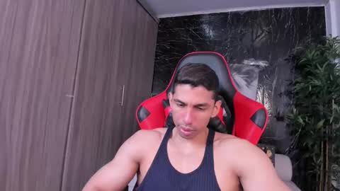 Adan Sin online show from April 17, 4:10 pm