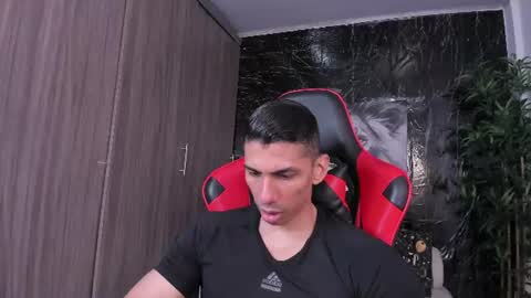 Snapshot of adan_sin1 chatting on June 20, 3:37 pm Adan Sin online show from June 20, 3:37 pm