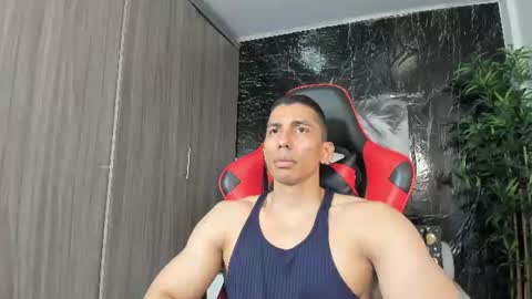 Snapshot of adan_sin1 chatting on June 23, 3:32 pm Adan Sin online show from June 23, 3:32 pm