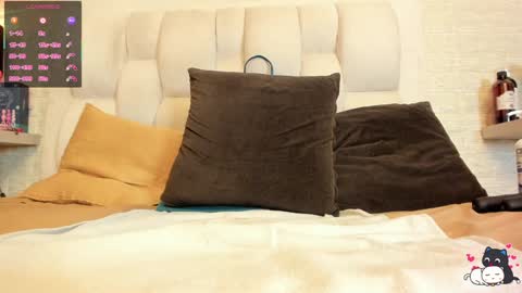 Ada Porter  online show from January 28, 11:49 am