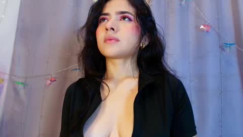  Adara Johnson  online show from January 9, 11:46 am