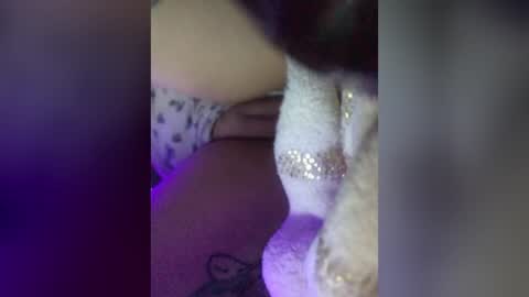 Snapshot of addi_ftb chatting on July 12, 3:25 pm Addi ashtray online show from July 12, 3:25 pm