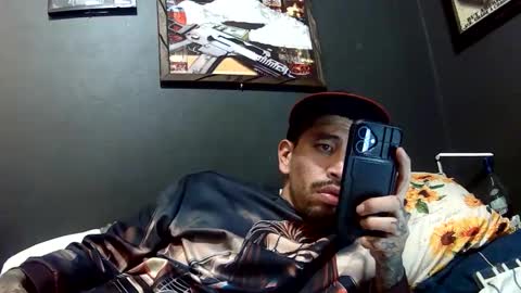 addictedtobustnloads1 online show from December 17, 6:41 am