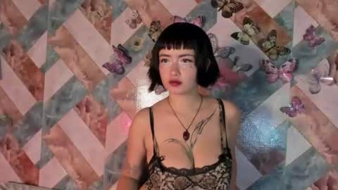 Snapshot of addison_avery chatting on July 26, 3:14 am addison_avery online show from July 26, 3:14 am