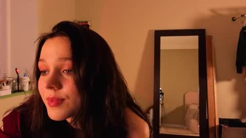 Snapshot of addy_moon chatting on November 30, 6:12 pm Addy online show from November 30, 6:12 pm